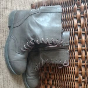 Size 11 Brown combat boots